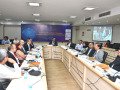leadership-roundTable-interaction-photograph-43